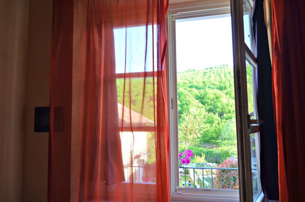 Cascina Il Convivio Diano dʼAlba Quarto foto