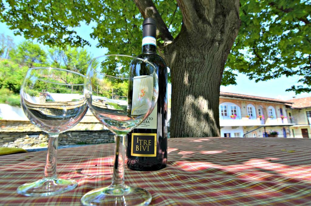 Cascina Il Convivio Diano dʼAlba Exterior foto